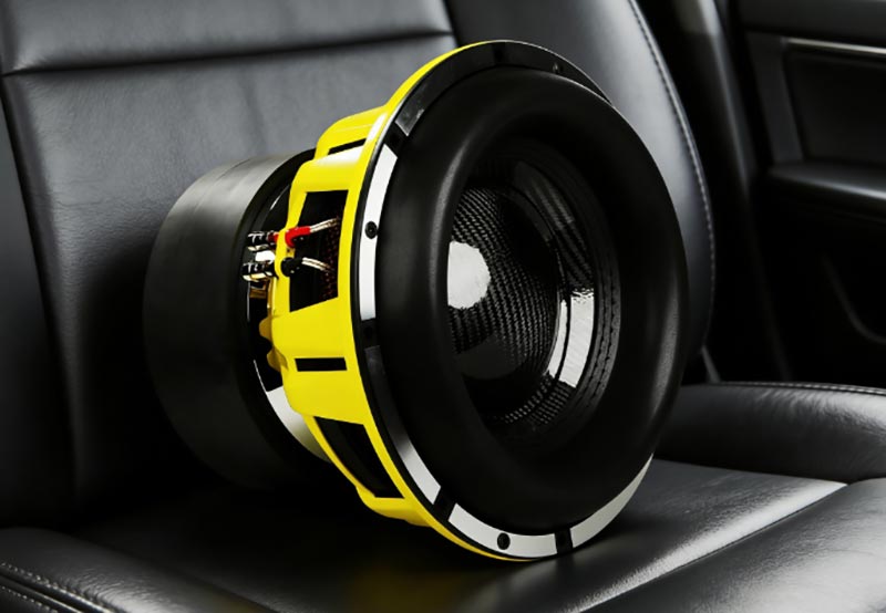 Subwoofer para automóvil de fibra de carbono de 12 pulgadas: potencia máxima de 6000 W, se acercan graves potentes